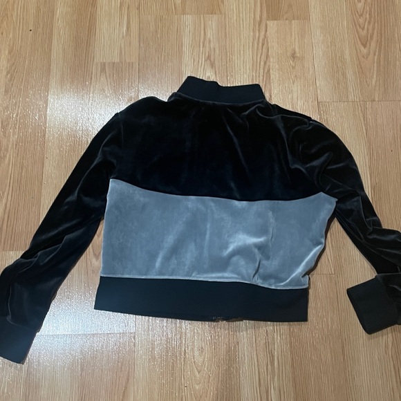 Nike Velour Zip up Sweatshirt - Picture 4 of 5